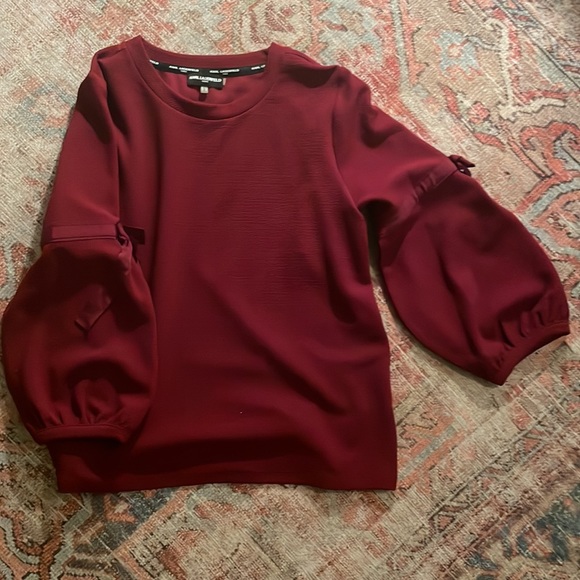 Karl lagerfeld top size large - Picture 3 of 3